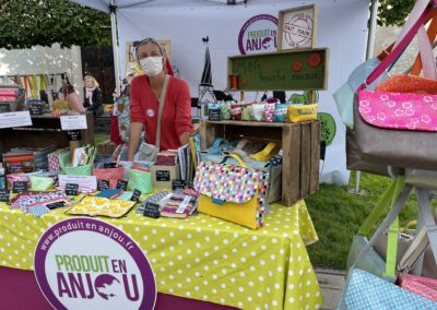 Marché de l'Anjou 3 - Motifs et bouche cousue